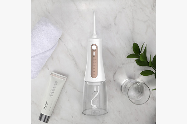 How to Clean Your Teeth At Home วิธีทำความสะอาดฟันที่บ้าน